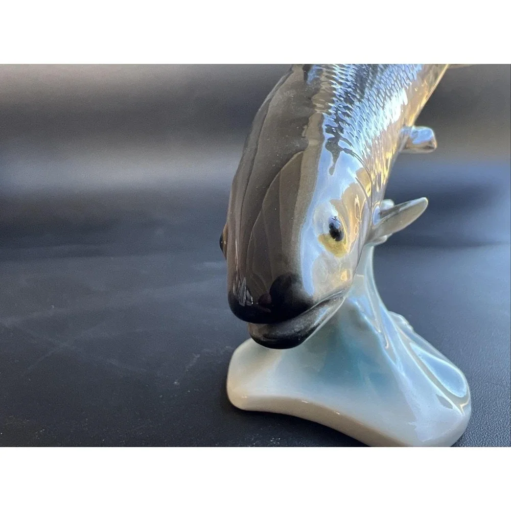 W. GERMANY GOEBEL TROUT FISH PORCELAIN FIGURINE CS 210 - TMK 6 - 1966 - 5 3/8
